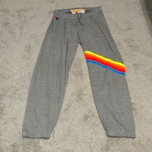 NWOT AVIATOR NATION CHEVRON 5 STRIPE SWEATPANTS L